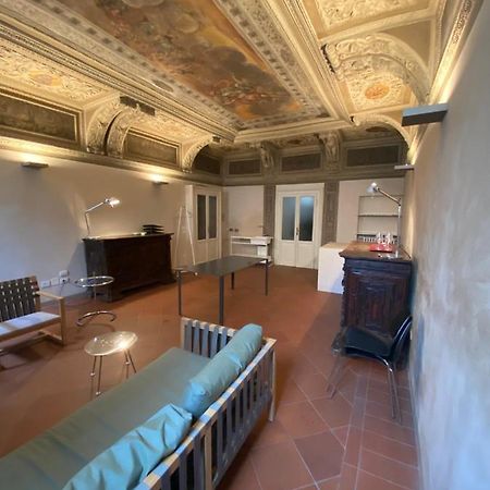 Intero Appartamento. San Giovanni Uno Бреша Екстериор снимка